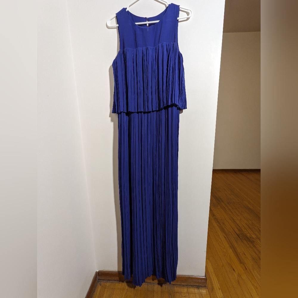 Pleated Maxi dress